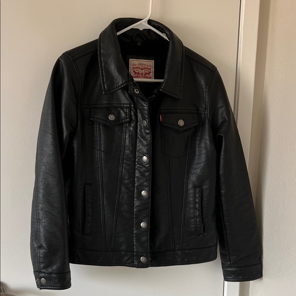 Levi's Sleek Black Faux Leather Jacket